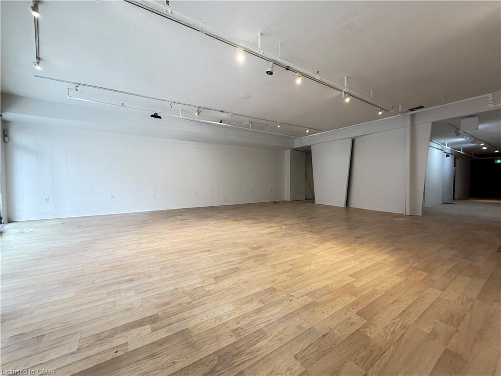 271 King Street E Property Photo 4