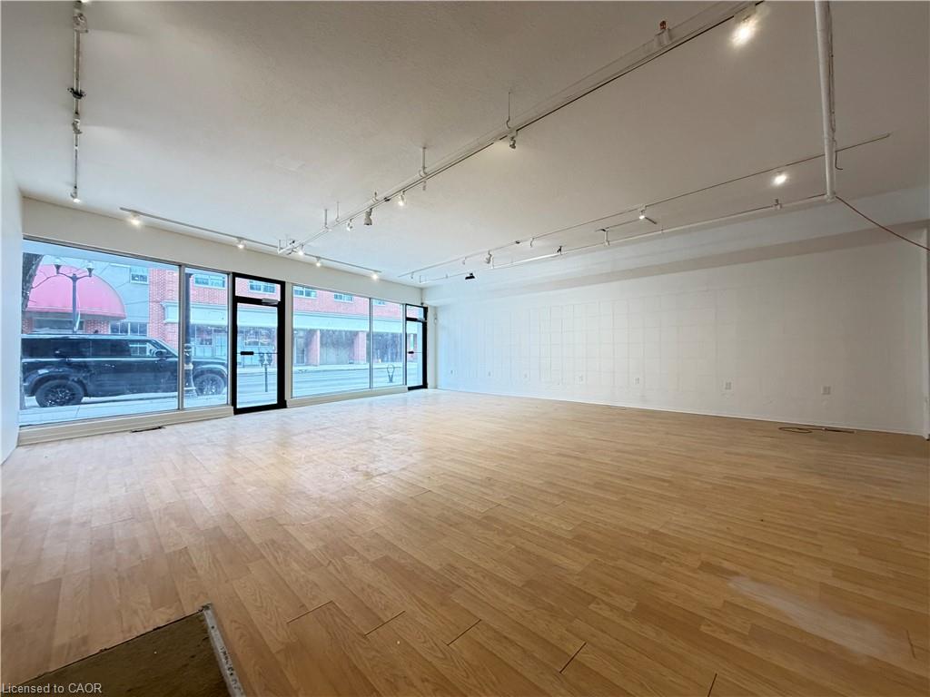 271 King Street E Property Photo 6