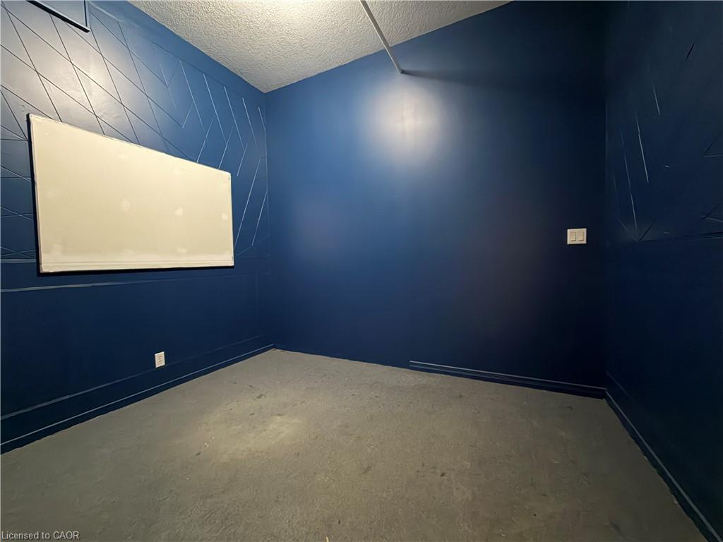 271 King Street E Property Photo 11