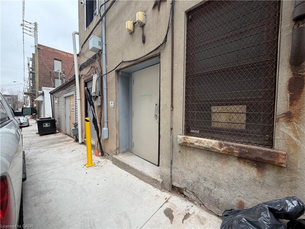 271 King Street E Property Photo 17
