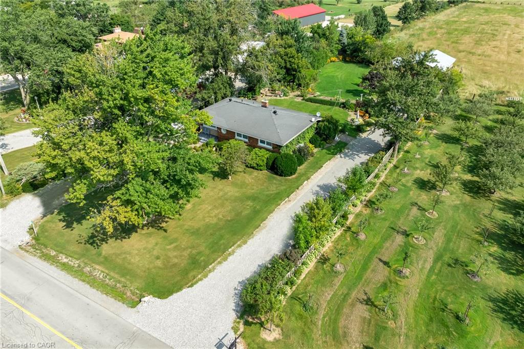 609 Green Mountain Road E Property Photo 3