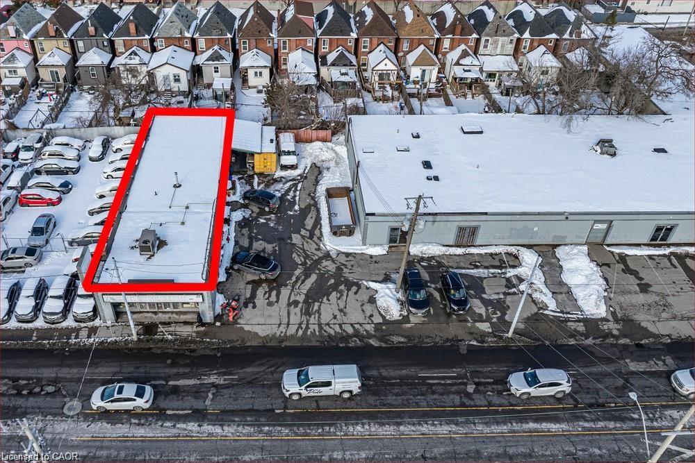 955 Barton Street E Property Photo 11