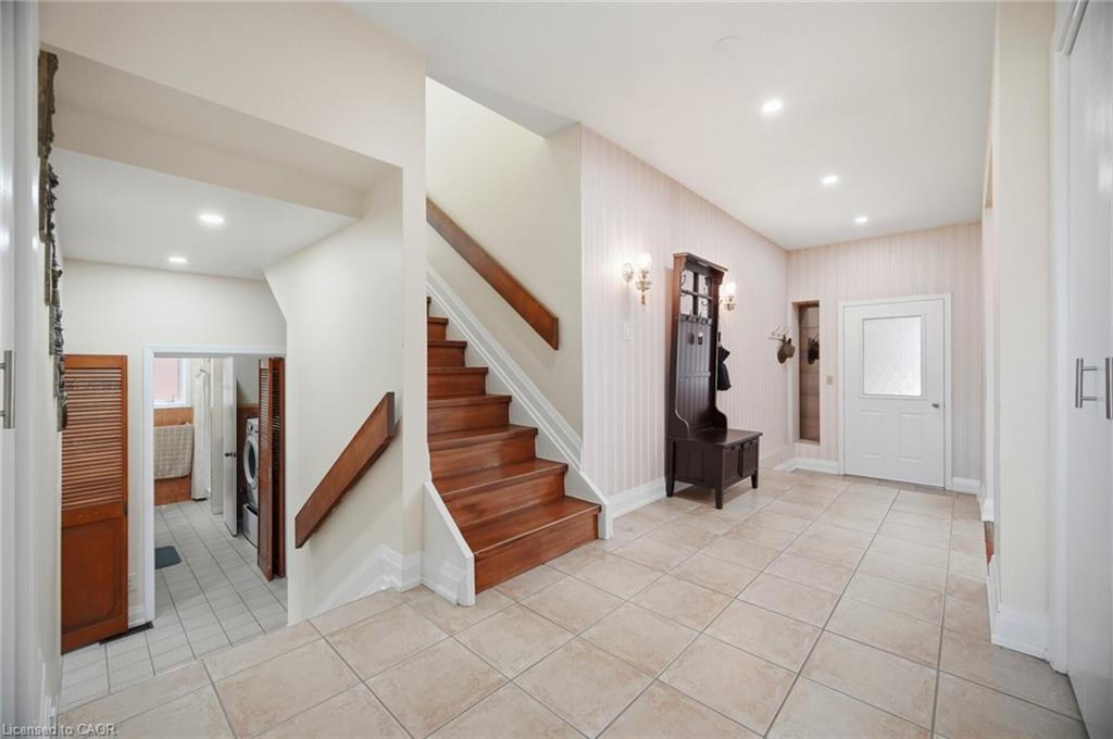38 Leclaire Street Property Photo 27