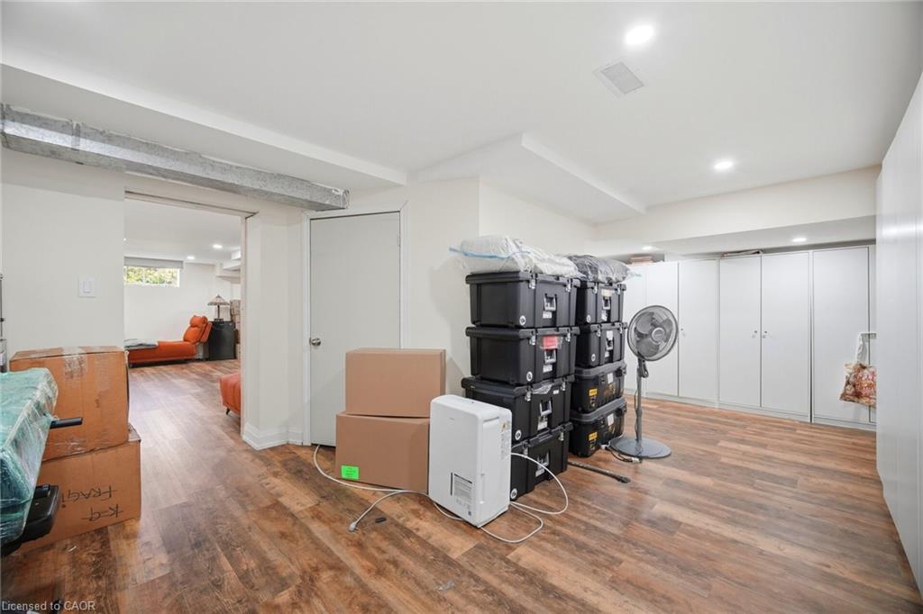 38 Leclaire Street Property Photo 45