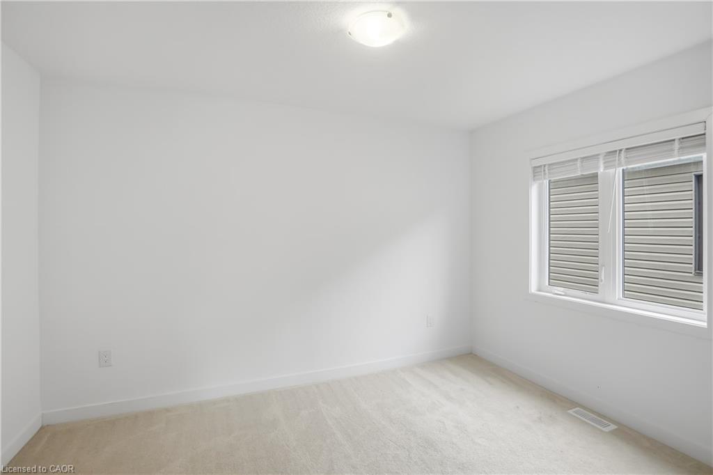 21 Blackberry Lane Property Photo 23