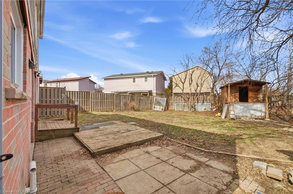 8 Huronia Court Property Photo 34