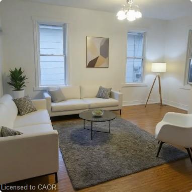 713 Cedar Street Property Photo 4