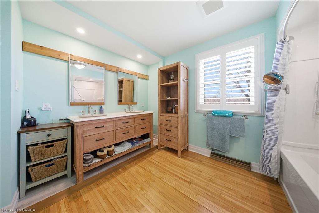 2028 Villa Nova Road Property Photo 12