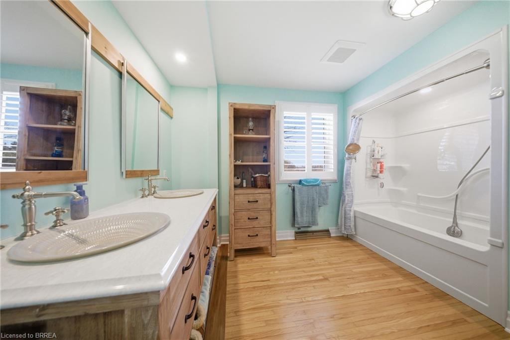 2028 Villa Nova Road Property Photo 13