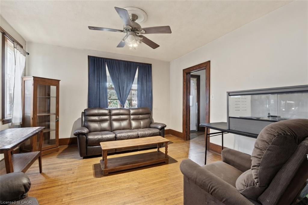 142 Stanley Street Property Photo 7