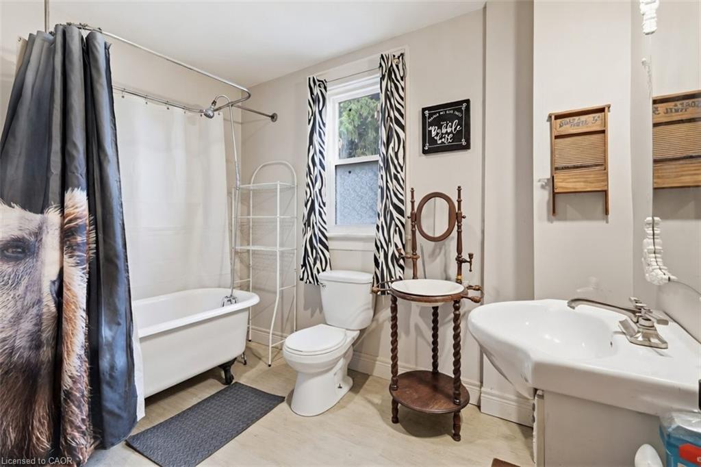 142 Stanley Street Property Photo 12