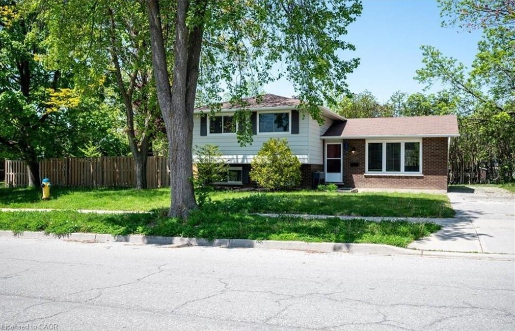 152 Macgregor Crescent Property Photo 1