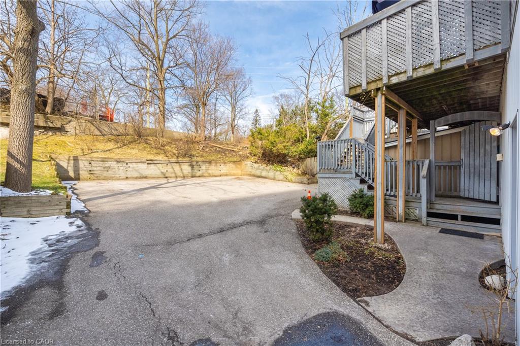 10 Glebe Street Property Photo 18
