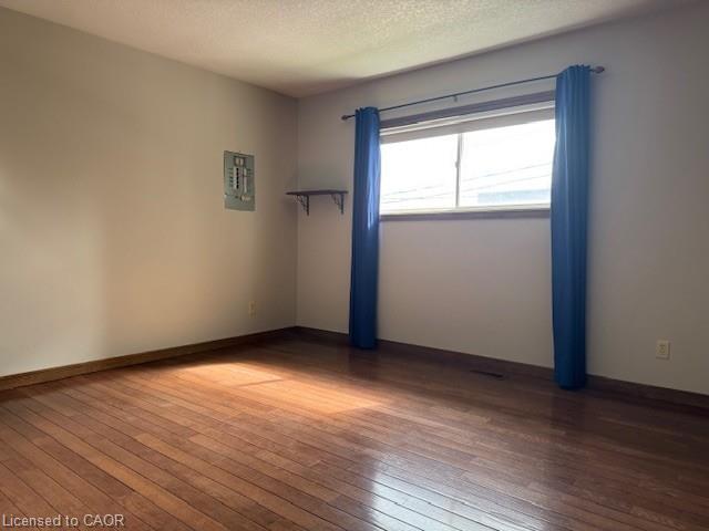 10 Glebe Street Property Photo 31