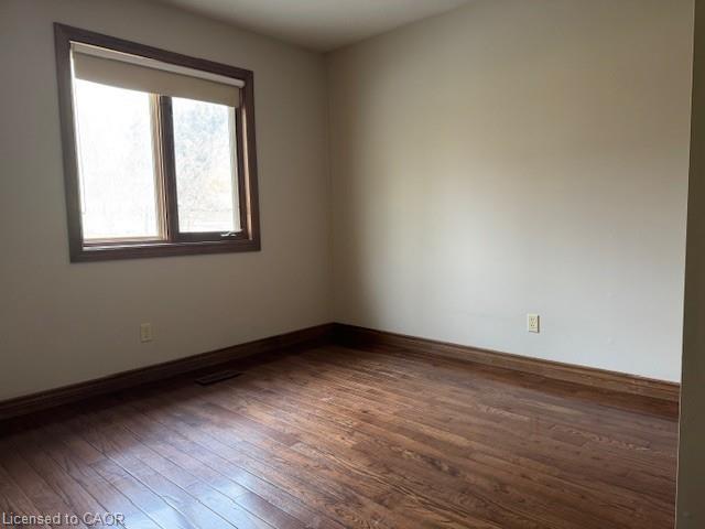 10 Glebe Street Property Photo 32