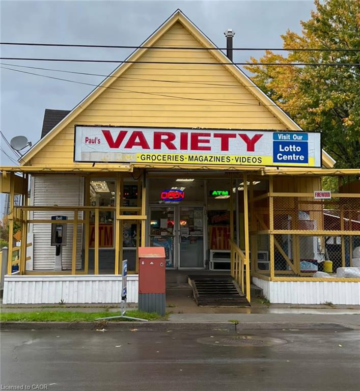675 King Street Property Photo 1