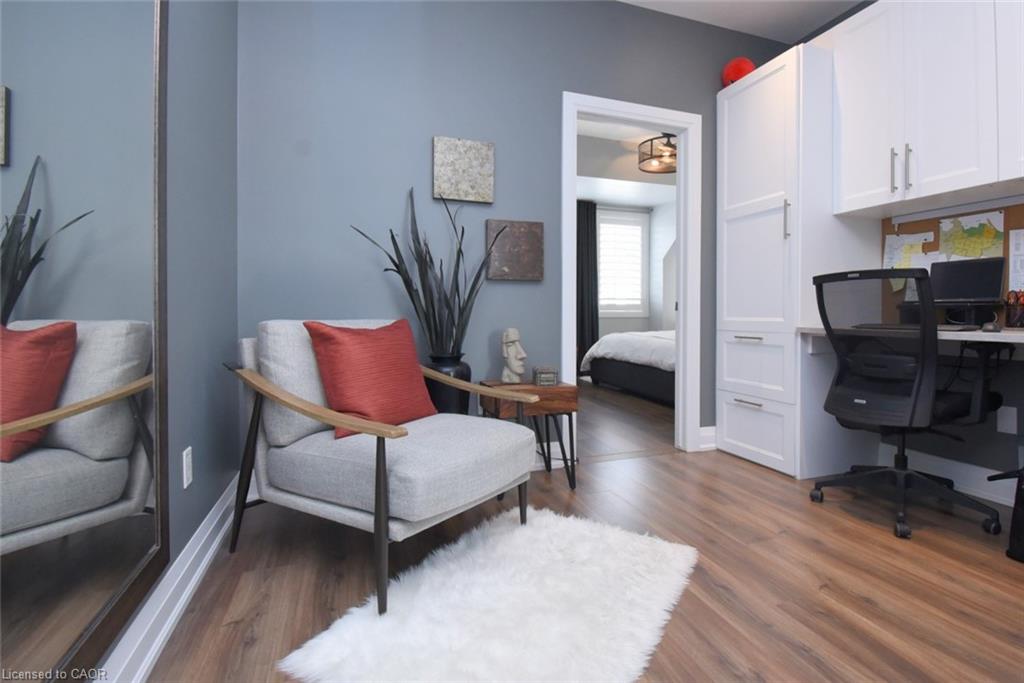 2-2362 New Street Property Photo 21