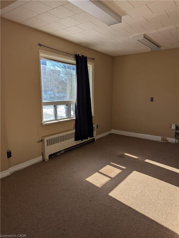 2d-207 King Street S Property Photo 8