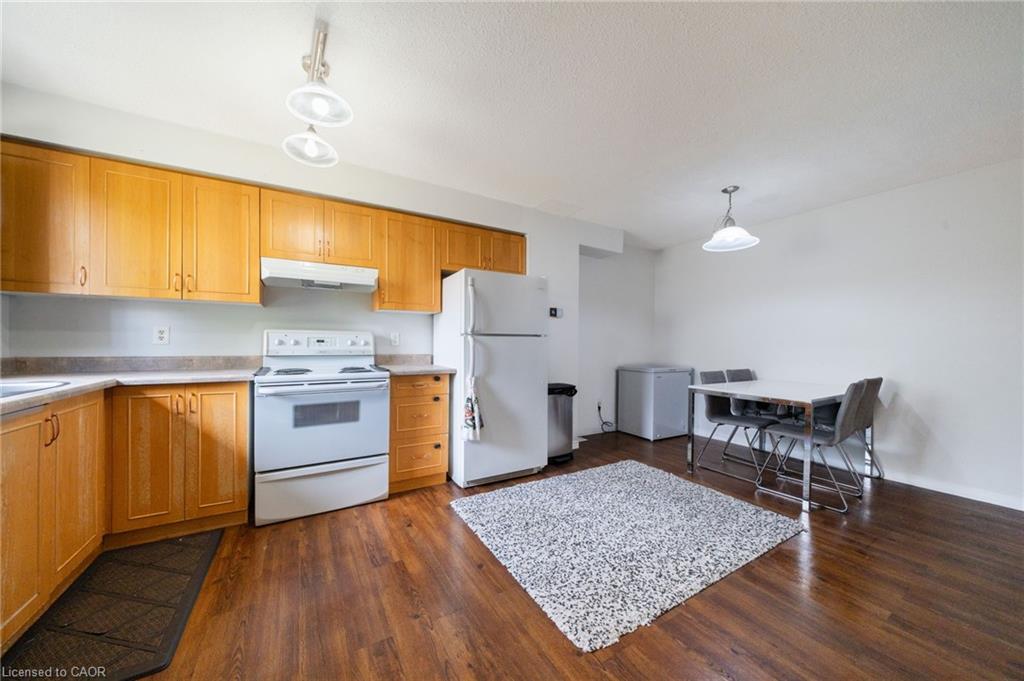 4-391 Pioneer Drive Property Photo 11