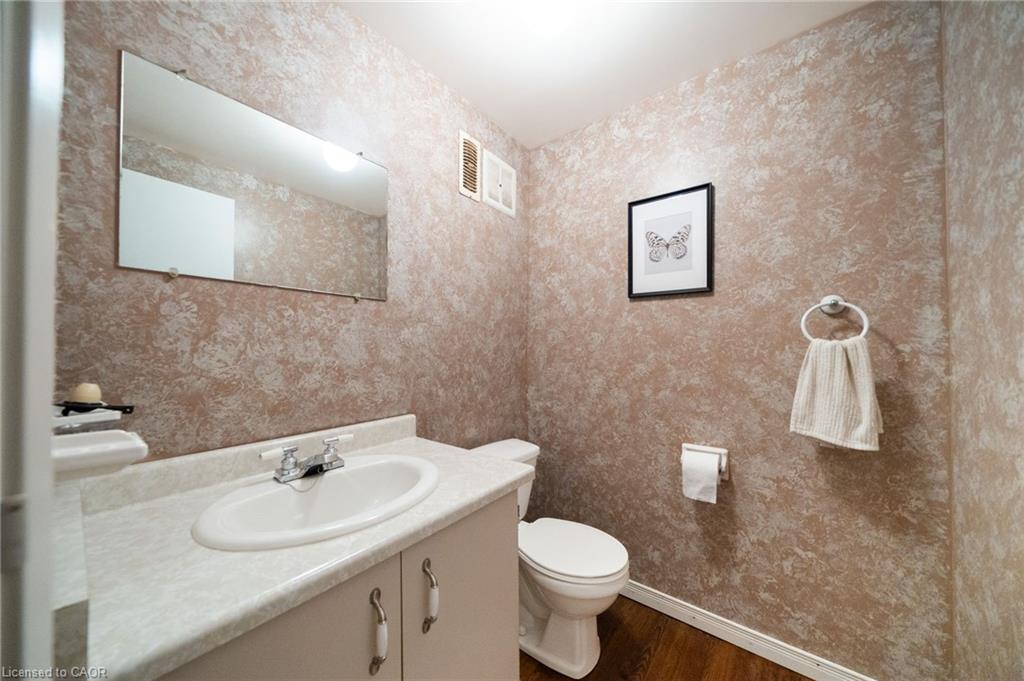 4-391 Pioneer Drive Property Photo 27