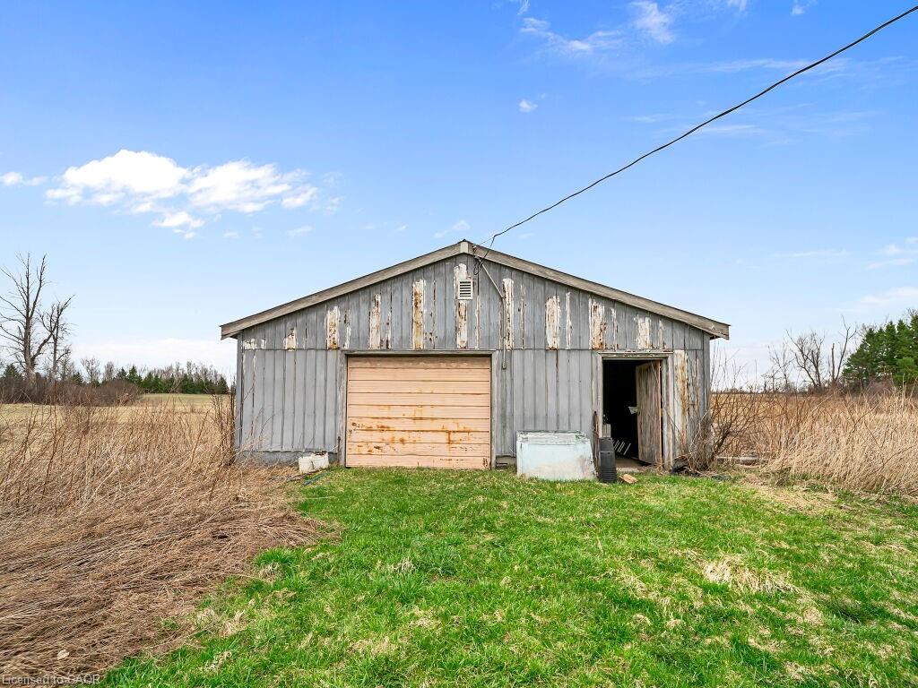 1416 Highway 6 Property Photo 39