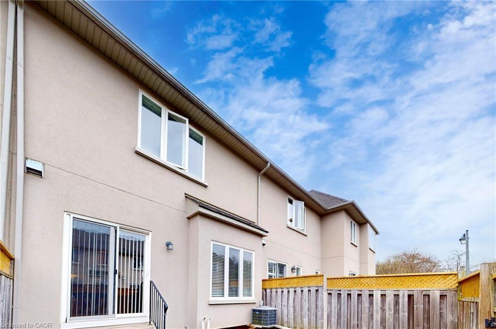 34 Forest Valley Crescent Property Photo 45