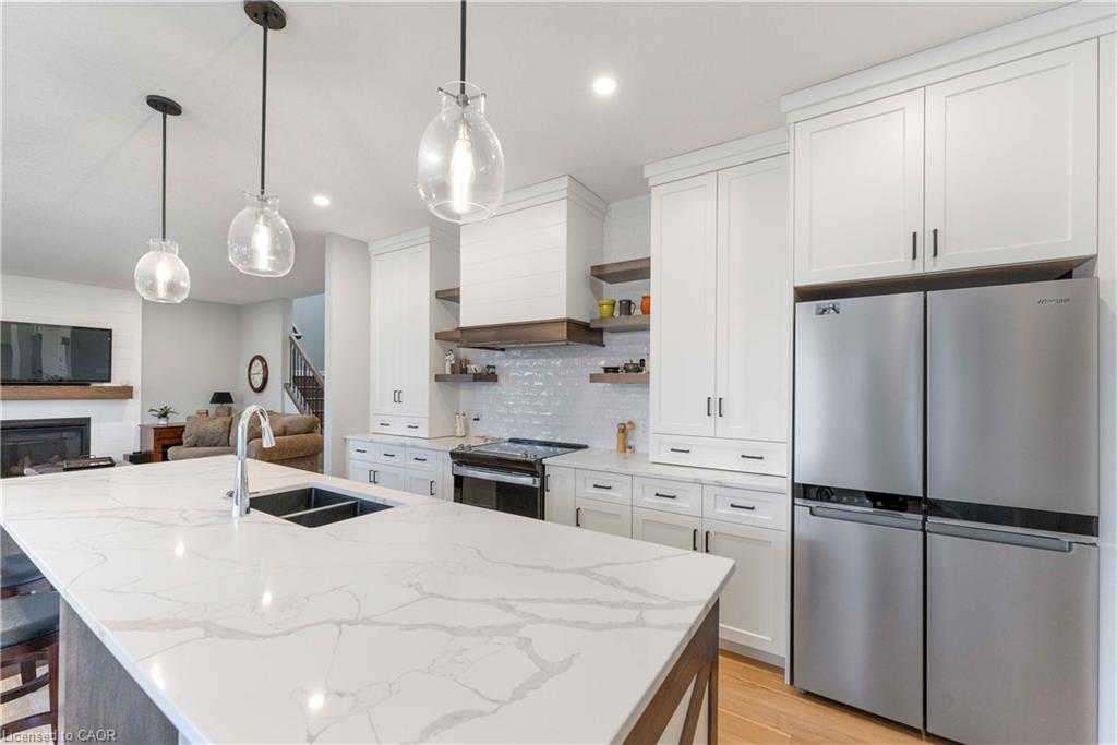 160 Hemlock Street Property Photo 10