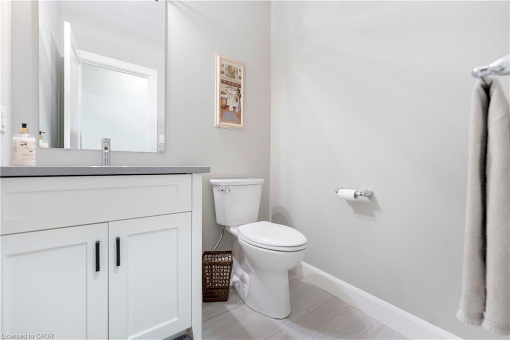 160 Hemlock Street Property Photo 18