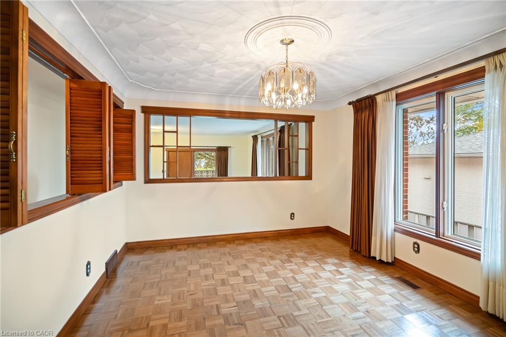 85 Westgate Park Drive Property Photo 11