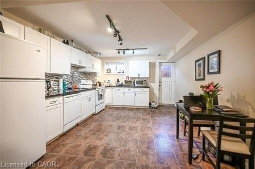 86 Chatham Street Property Photo 8
