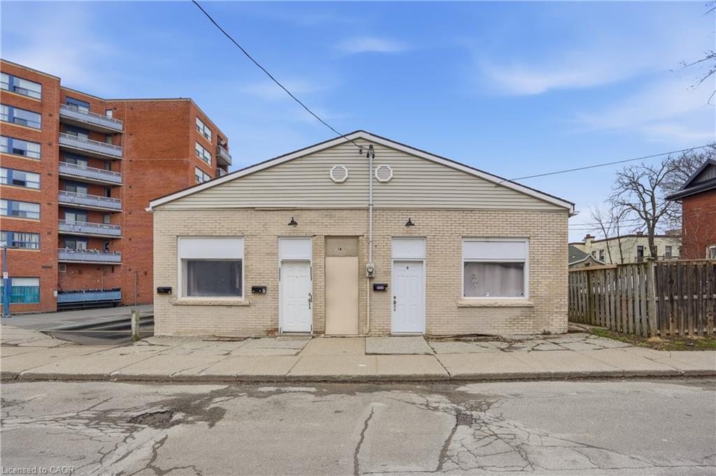 14 Avenue Place Property Photo 1