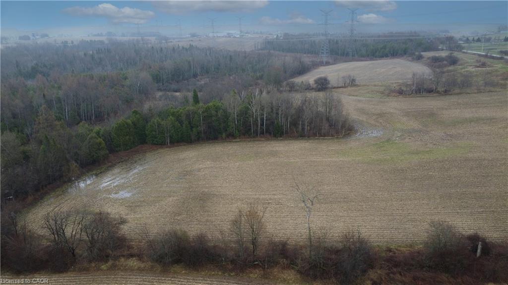 5489 Fourth Line Property Photo 3