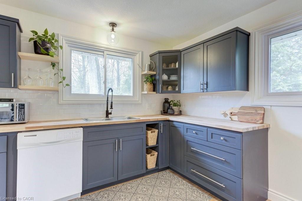 122 Hemlock Street Property Photo 15