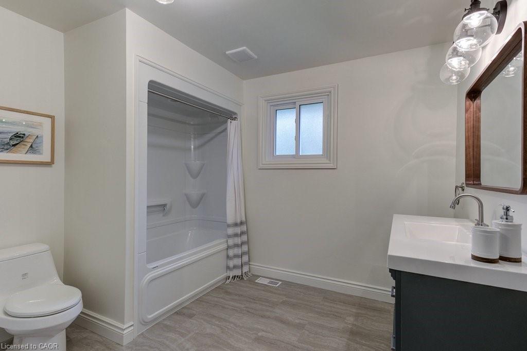 122 Hemlock Street Property Photo 28