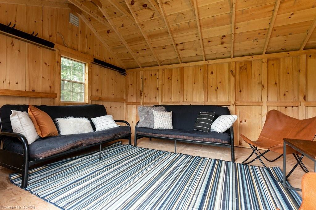 122 Hemlock Street Property Photo 32