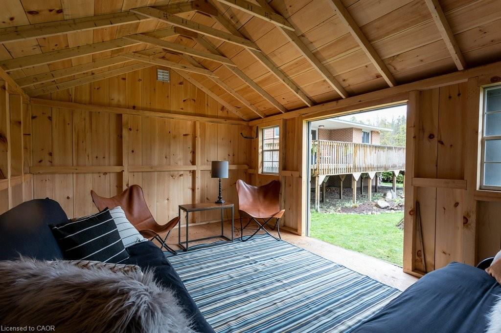122 Hemlock Street Property Photo 33
