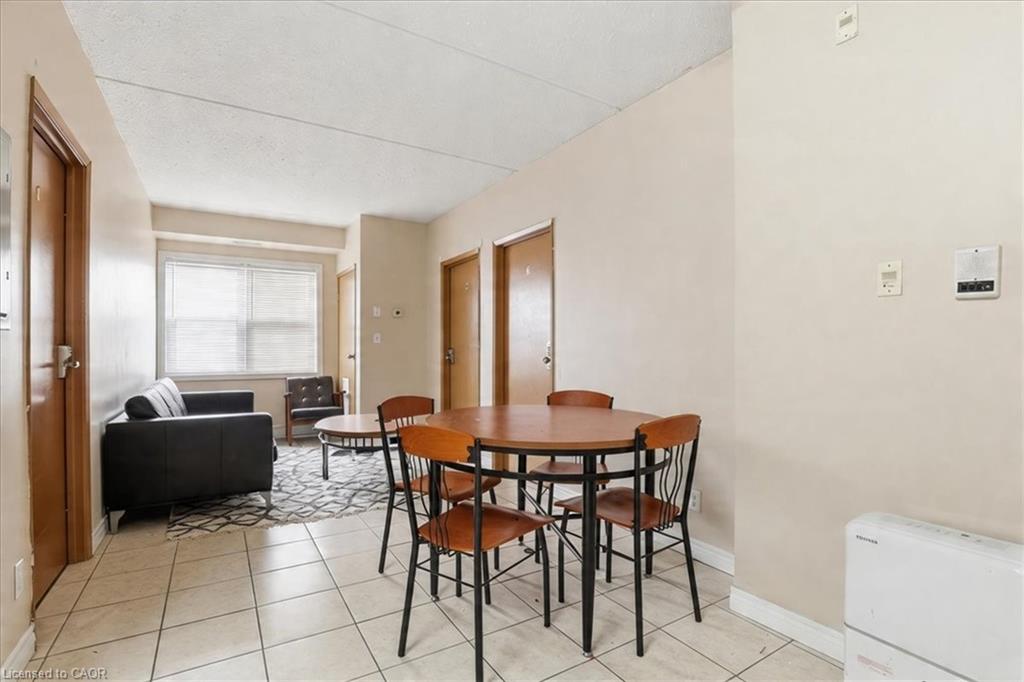 401-253 Lester Street Property Photo 13