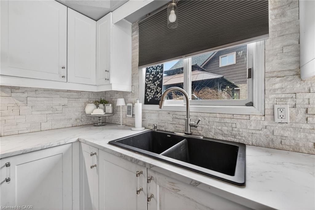 249 Lloyminn Avenue Property Photo 10