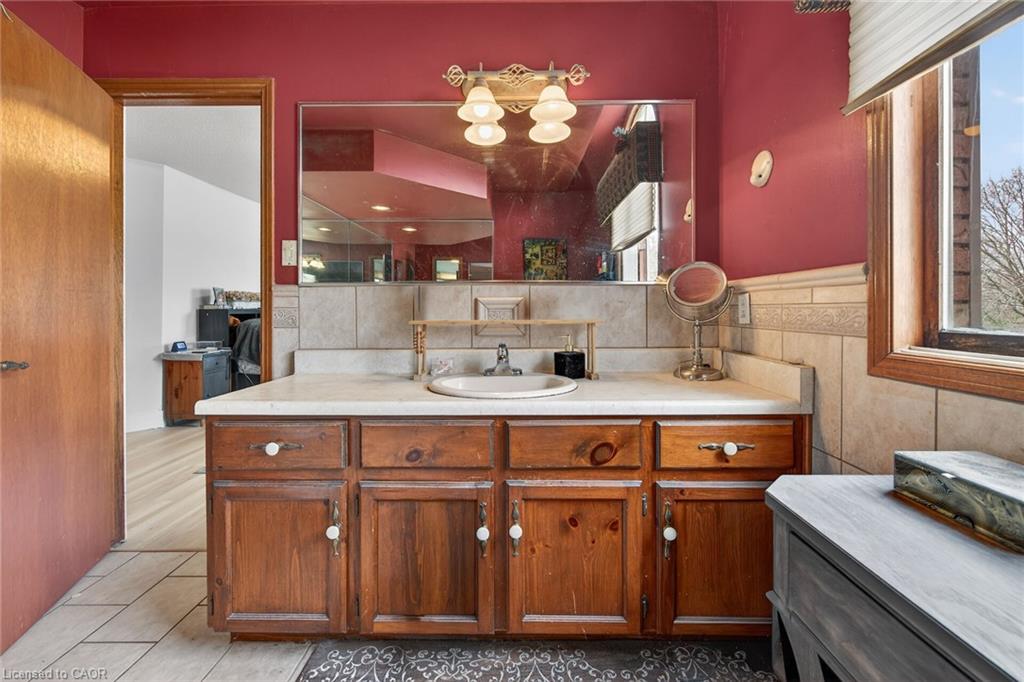249 Lloyminn Avenue Property Photo 33
