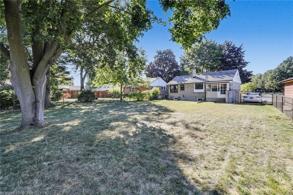 18 Tweedsmuir Avenue Property Photo 22