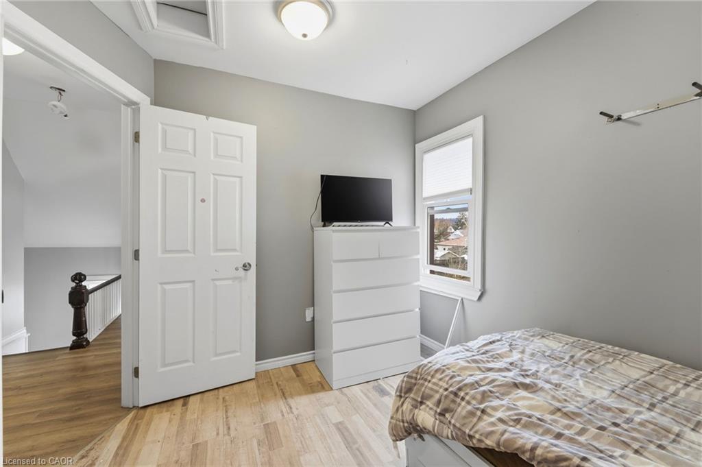 99 Robins Avenue Property Photo 21