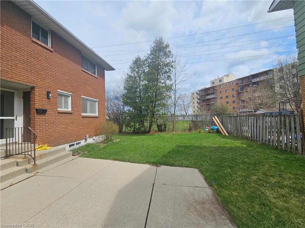 6-161 Berkindale Drive Property Photo 2