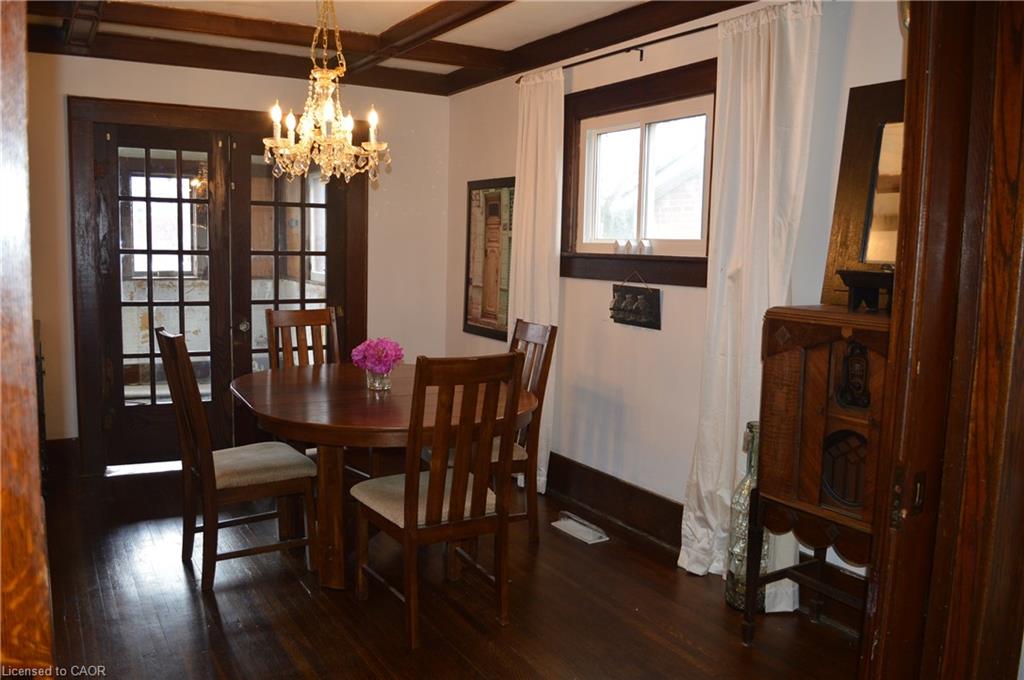 73 Talbot Street S Property Photo 12