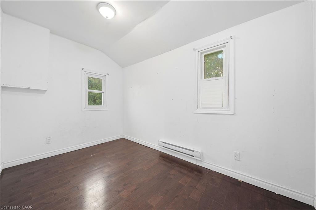795 Third Avenue Property Photo 15