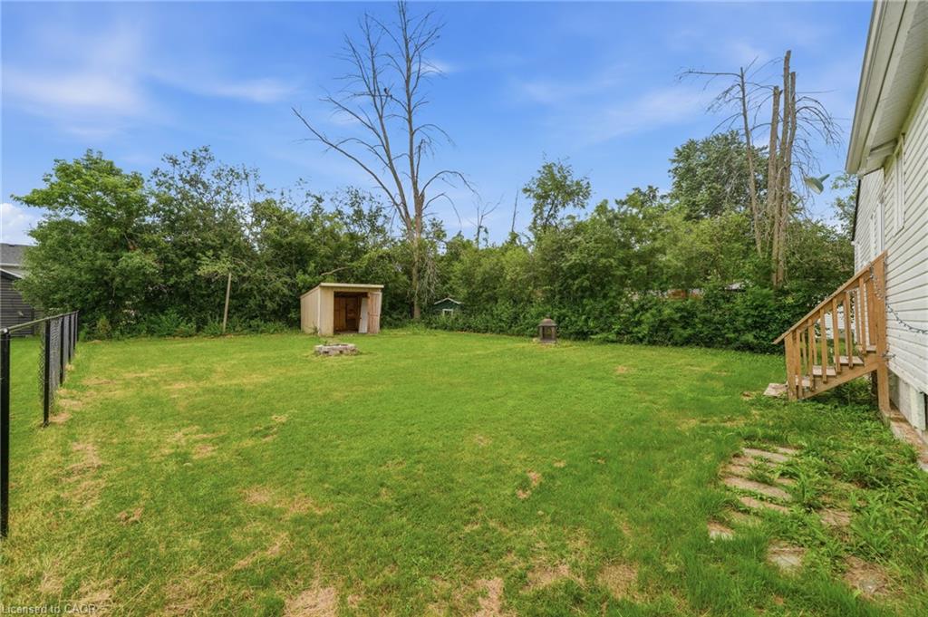 795 Third Avenue Property Photo 23