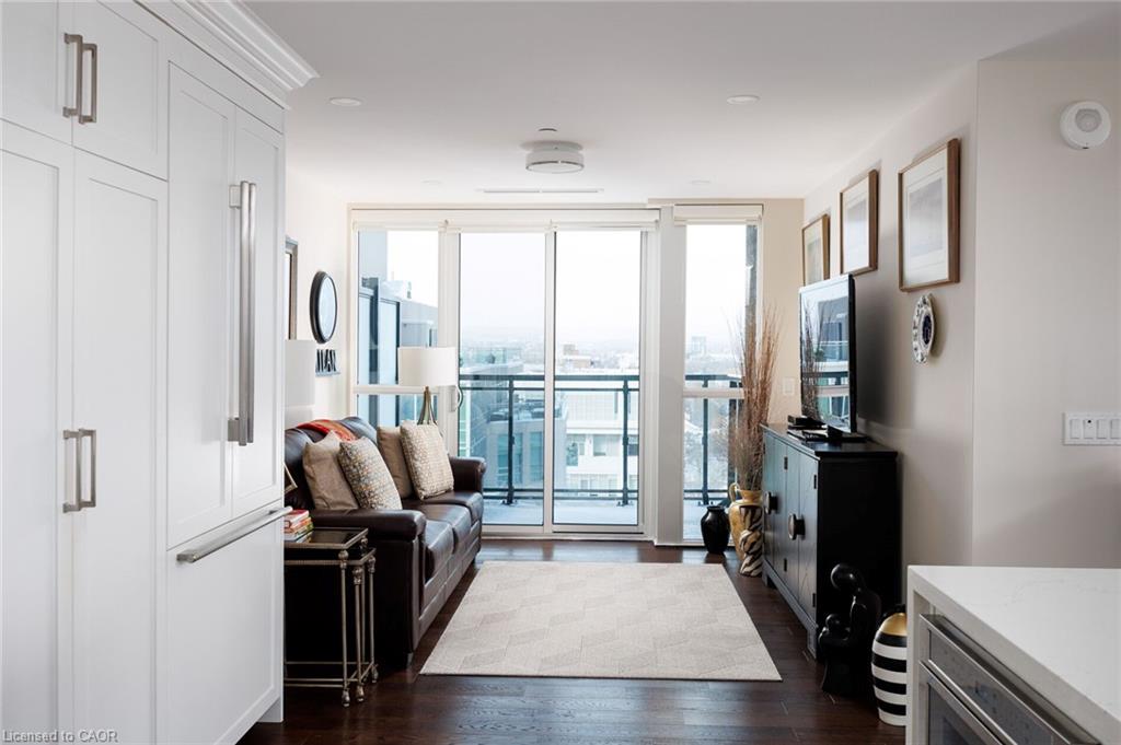1802-2060 Lakeshore Road Property Photo 9