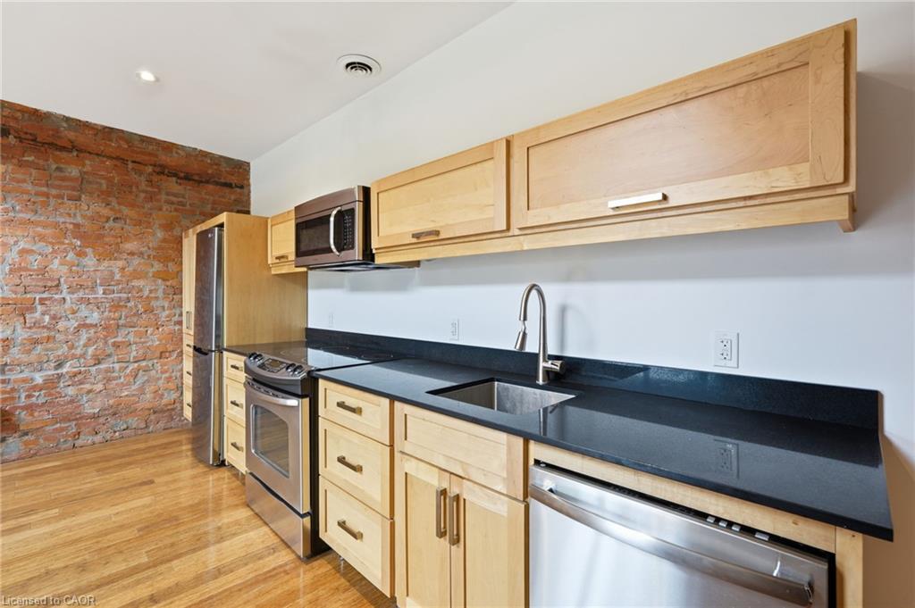 302-193 King Street E Property Photo 6