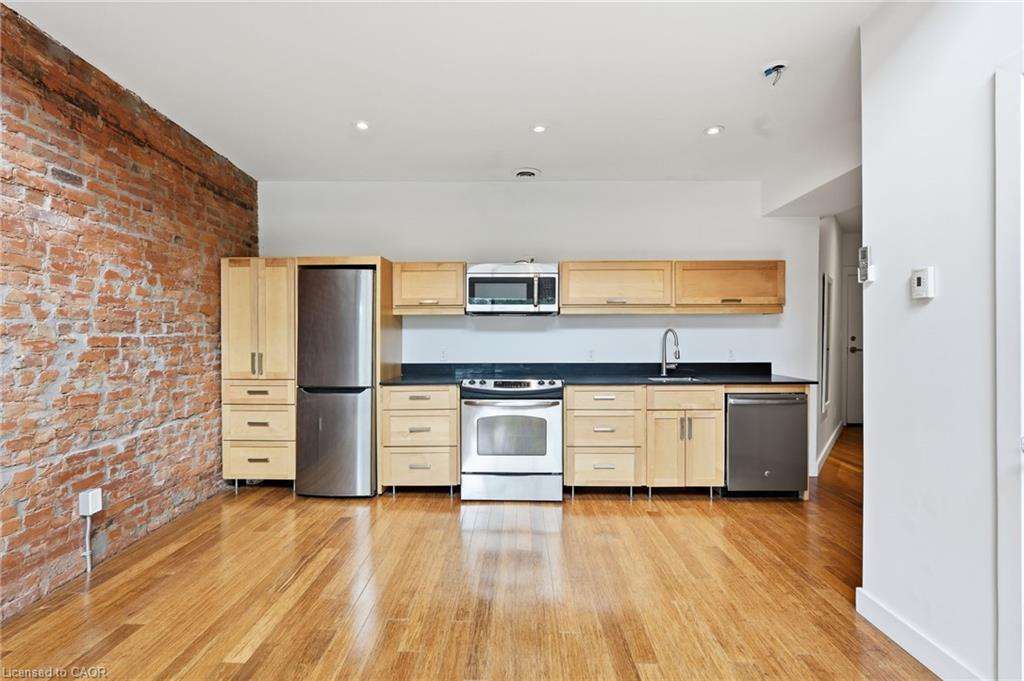 302-193 King Street E Property Photo 9