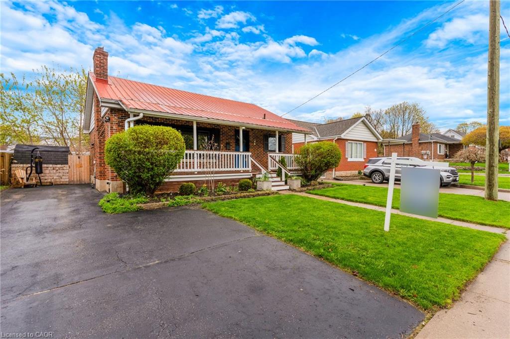 34 Christopher Drive Property Photo 2