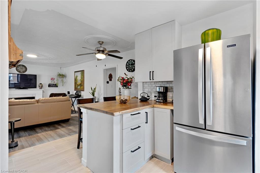 34 Christopher Drive Property Photo 16